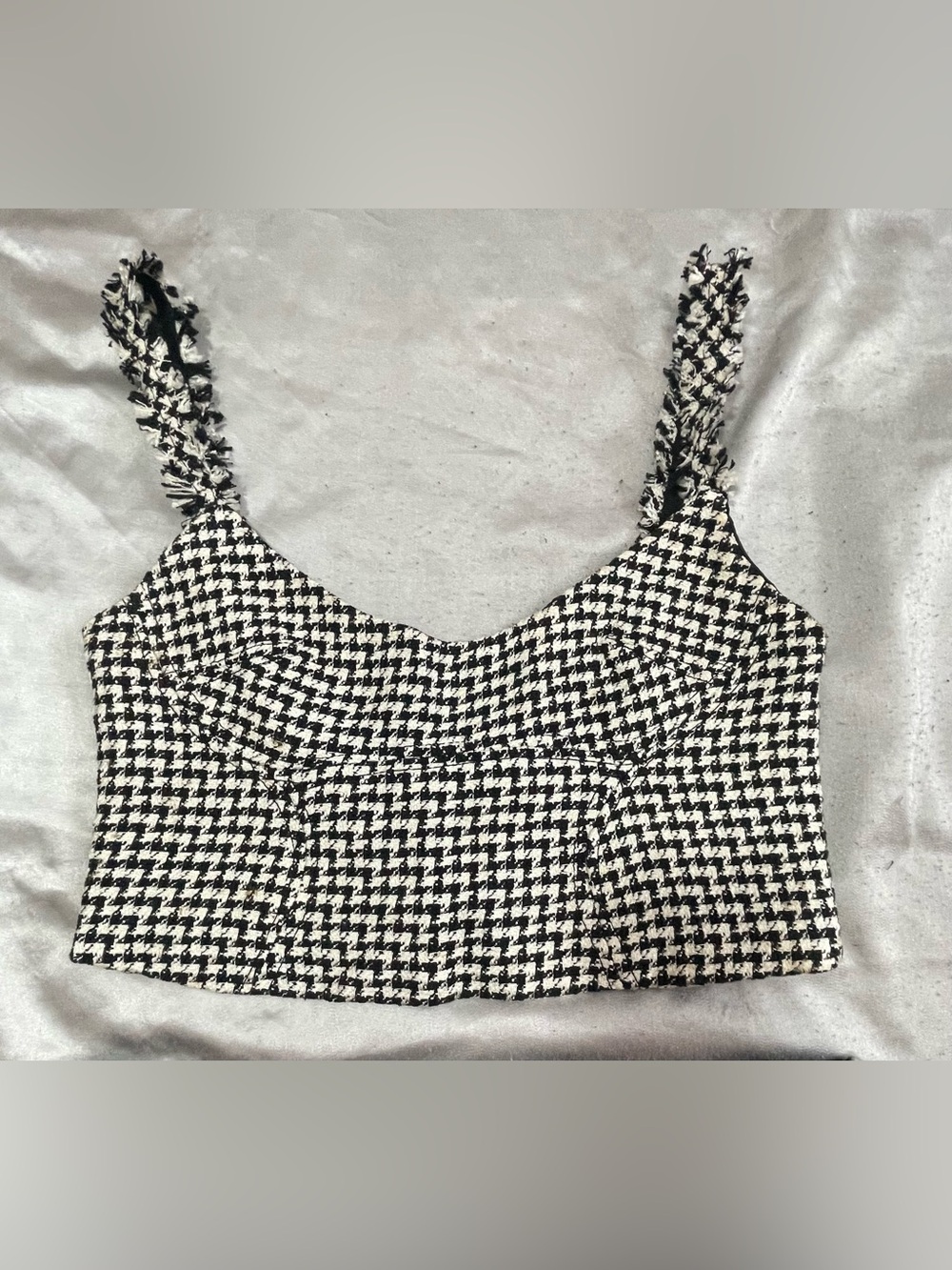 Black & White Houndstooth Crop Tank Top - Women